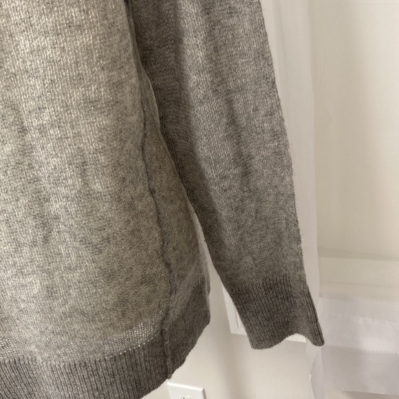 White and Warren Cashmere Grey Sweater Crew Neck Lightweight - Picture 7 of 7